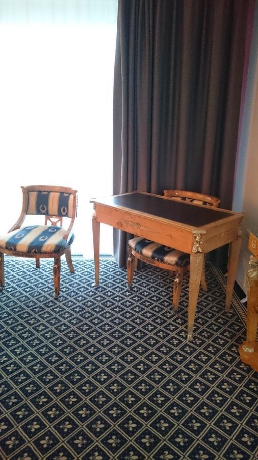 Hotel Fleur De Lys Bailleul  Dış mekan fotoğraf